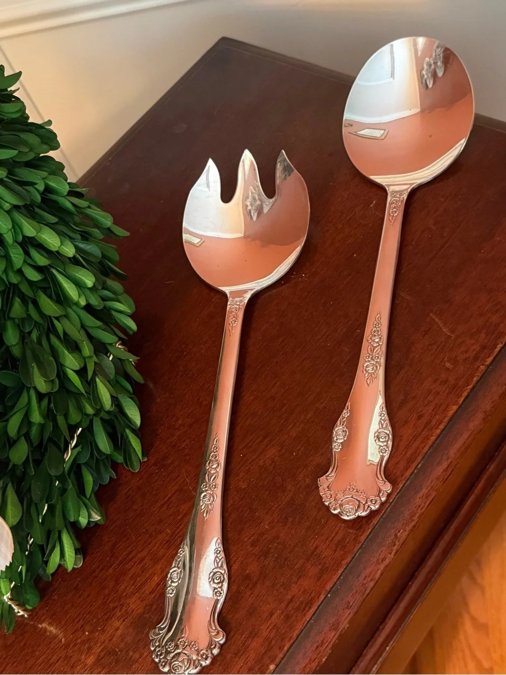 1951 silver-plate 2pc Holiday pattern Salad/Buffet set from National Silver Co
